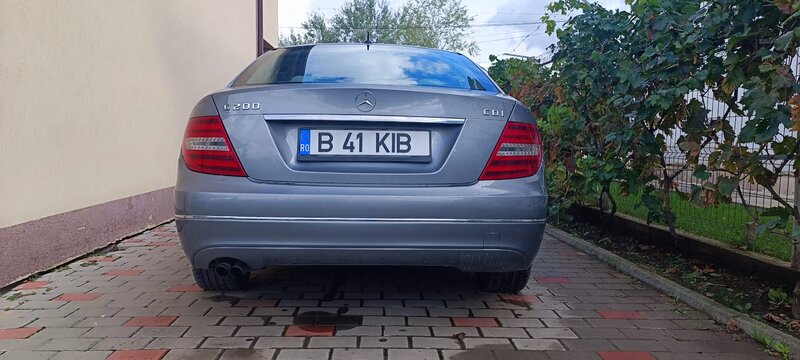 Mercedes-Benz C 200